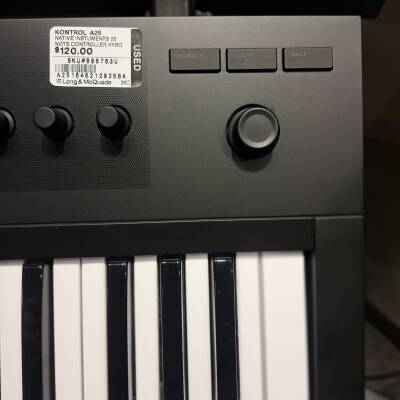 Native Instruments Komplete Kontrol A25 - 25-Note Controller Keyboard